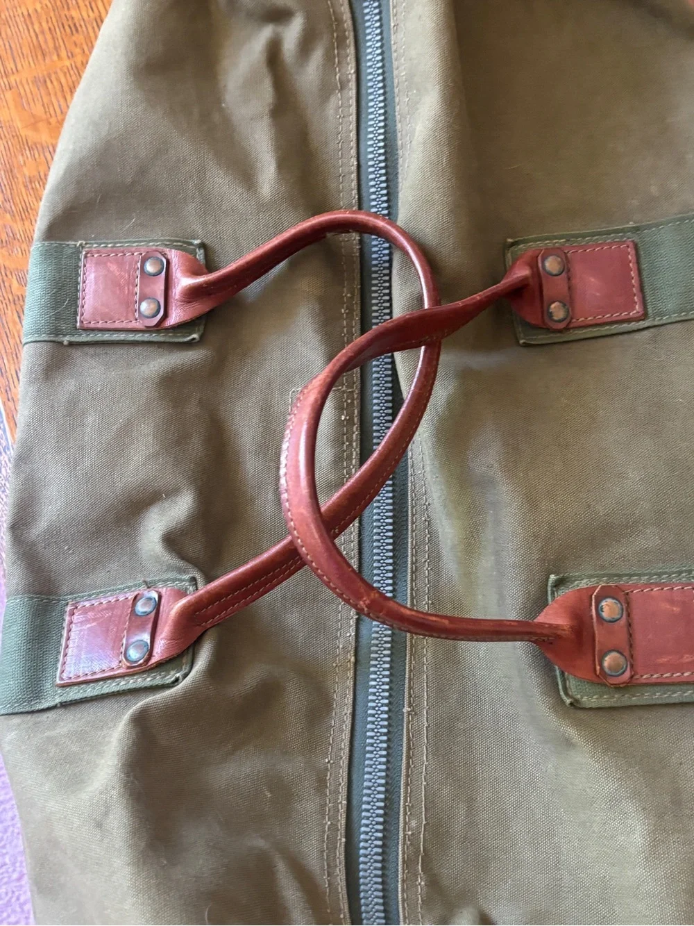 Gokey Vintage Olive Canvas w/Brown Leather Trim Round Duffle Bag